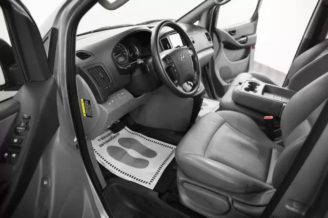 Hyundai Grand Starex 2016