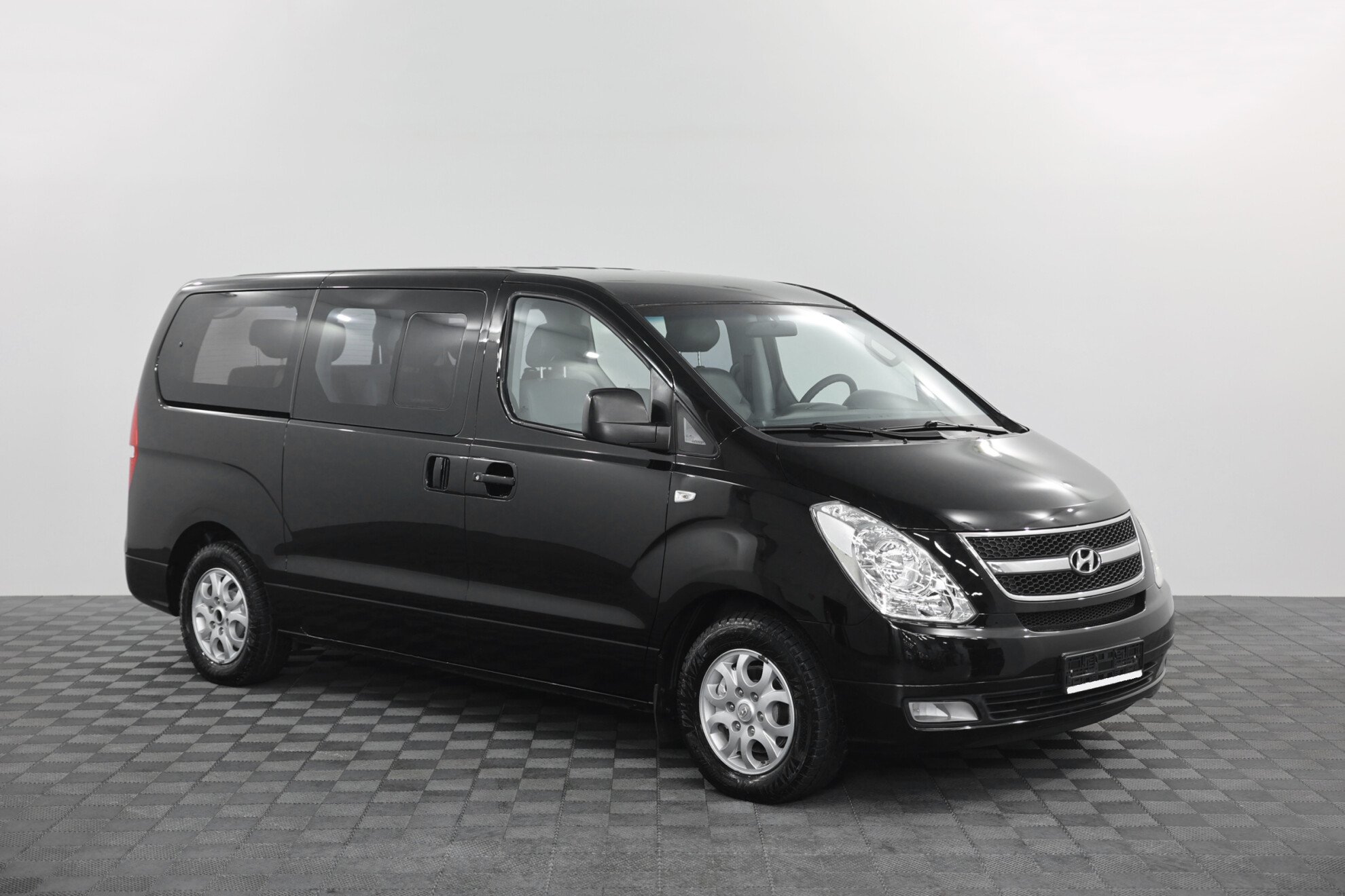 Hyundai Grand Starex 2016