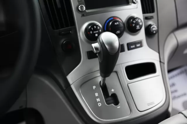 Hyundai Grand Starex 2016