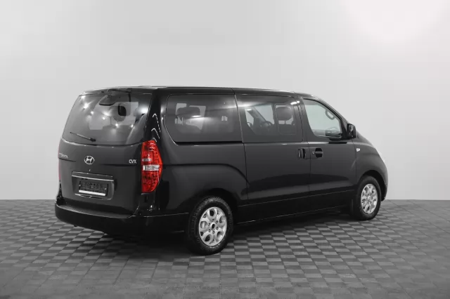 Hyundai Grand Starex 2016