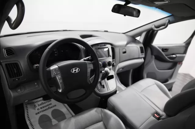 Hyundai Grand Starex 2016