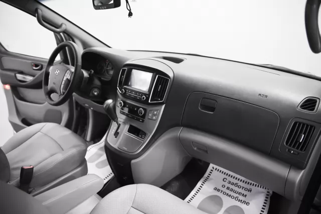 Hyundai Grand Starex 2016