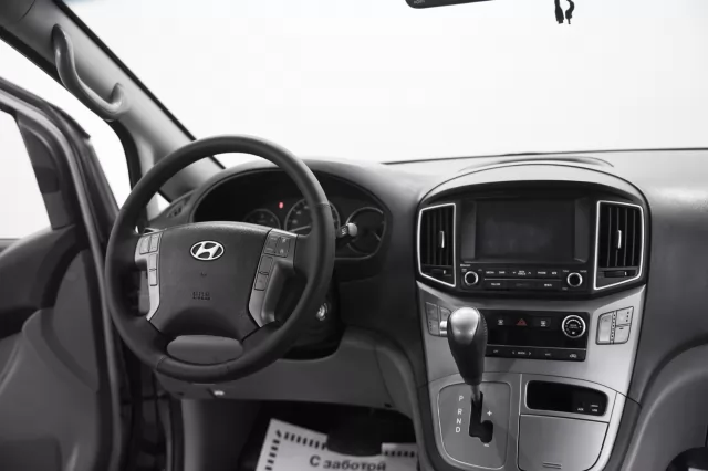 Hyundai Grand Starex 2016