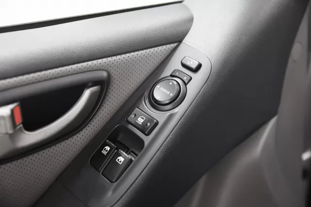 Hyundai Grand Starex 2016