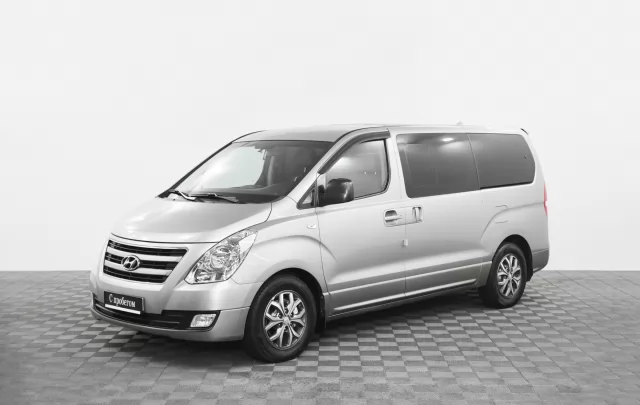 Hyundai Grand Starex 2016
