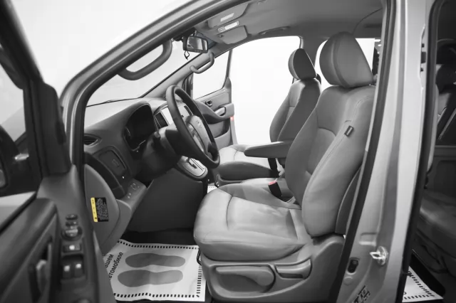 Hyundai Grand Starex 2016