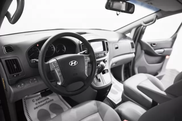 Hyundai Grand Starex 2016