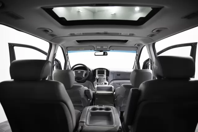 Hyundai Grand Starex 2016