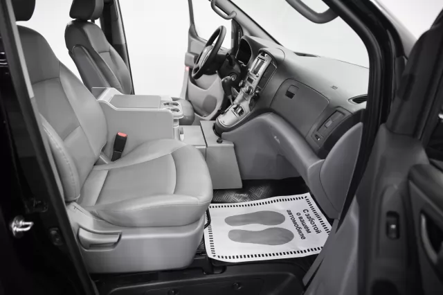 Hyundai Grand Starex 2016