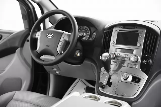 Hyundai Grand Starex 2016