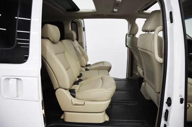 Hyundai Grand Starex 2016