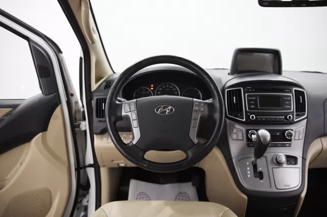 Hyundai Grand Starex 2016