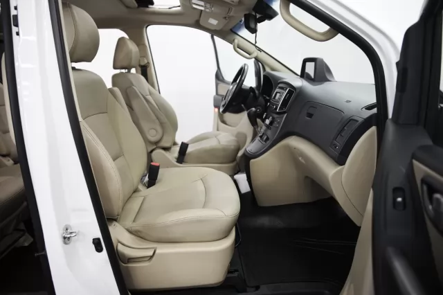 Hyundai Grand Starex 2016