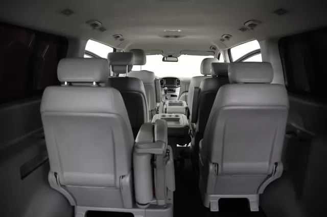 Hyundai Grand Starex 2016