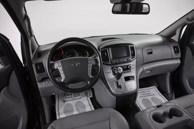 Hyundai Grand Starex 2016