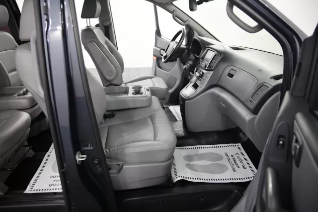 Hyundai Grand Starex 2016