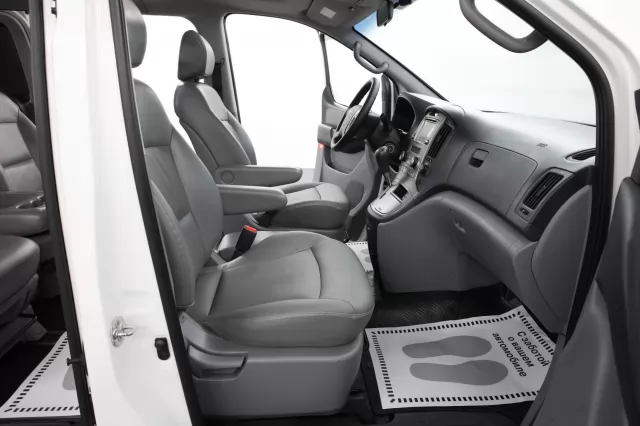 Hyundai Grand Starex 2017