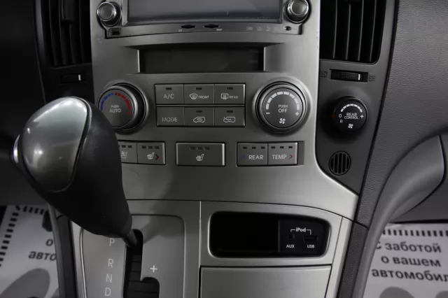Hyundai Grand Starex 2017