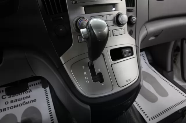 Hyundai Grand Starex 2017