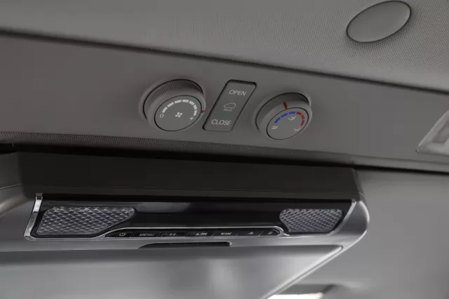 Hyundai Grand Starex 2017
