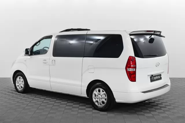 Hyundai Grand Starex 2017