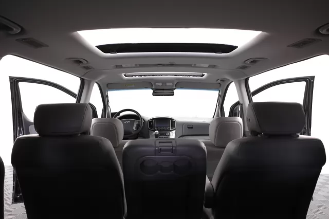 Hyundai Grand Starex 2017