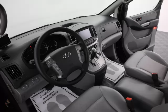 Hyundai Grand Starex 2017