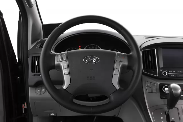 Hyundai Grand Starex 2017