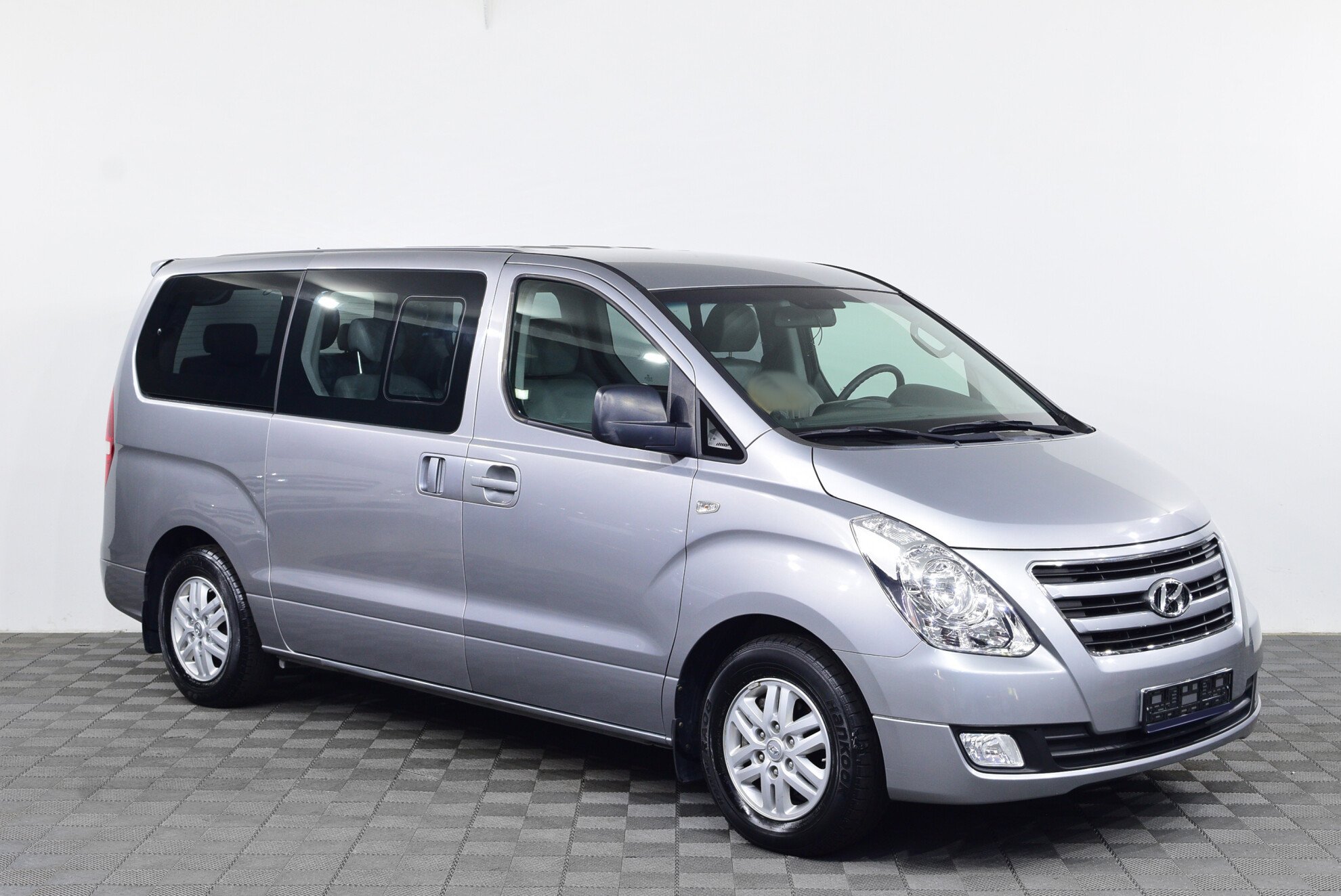 Hyundai Grand Starex 2017
