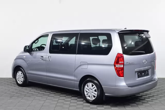 Hyundai Grand Starex 2017