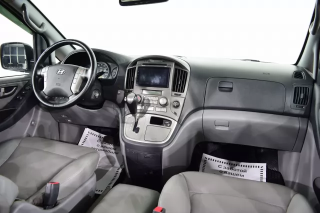 Hyundai Grand Starex 2017