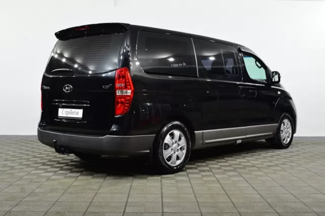 Hyundai Grand Starex 2017