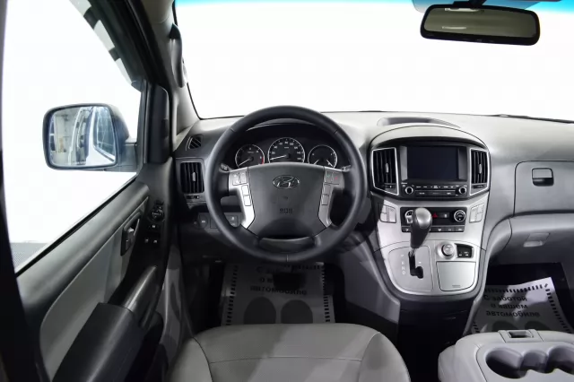 Hyundai Grand Starex 2017