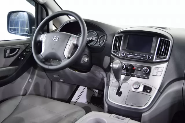 Hyundai Grand Starex 2017