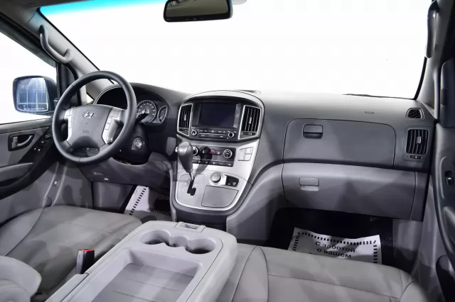 Hyundai Grand Starex 2017