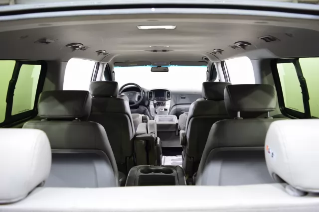 Hyundai Grand Starex 2017