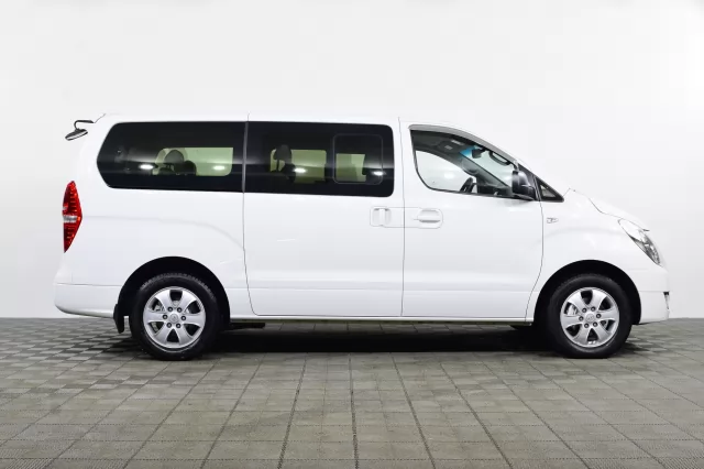 Hyundai Grand Starex 2017