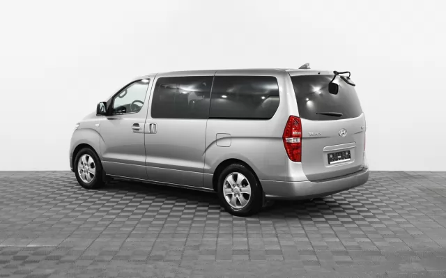 Hyundai Grand Starex 2019