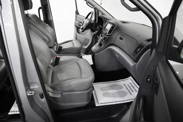 Hyundai Grand Starex 2019