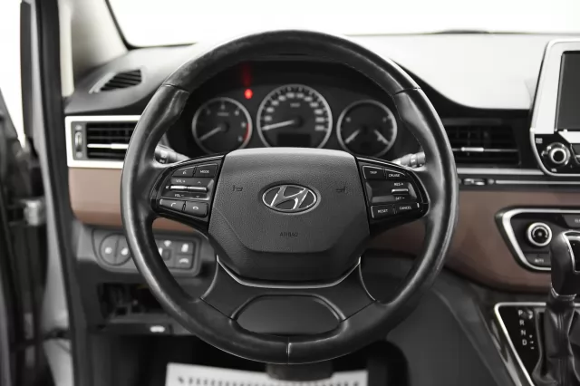 Hyundai Grand Starex 2019