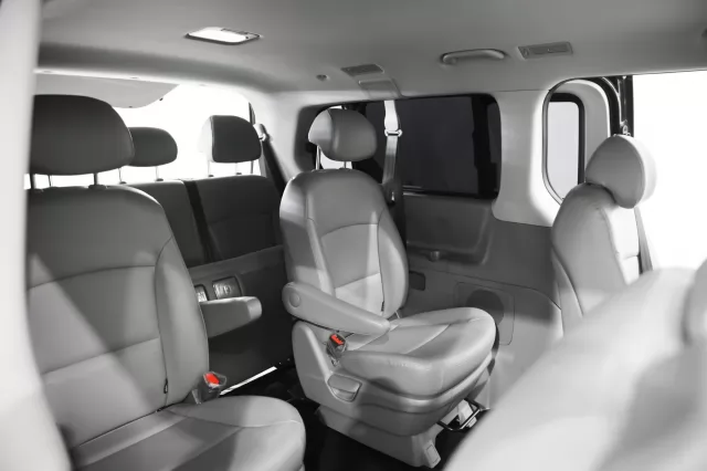 Hyundai Grand Starex 2019