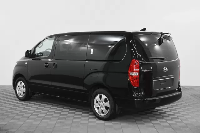 Hyundai Grand Starex 2019