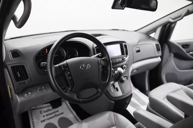 Hyundai Grand Starex 2019