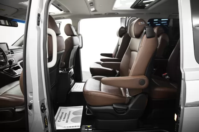 Hyundai Grand Starex 2019
