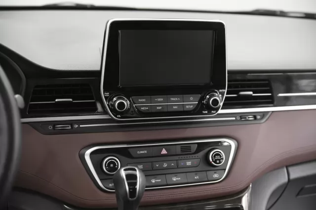 Hyundai Grand Starex 2019