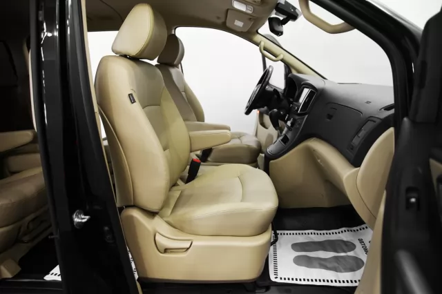 Hyundai Grand Starex 2020