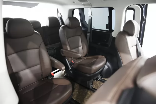 Hyundai Grand Starex 2020