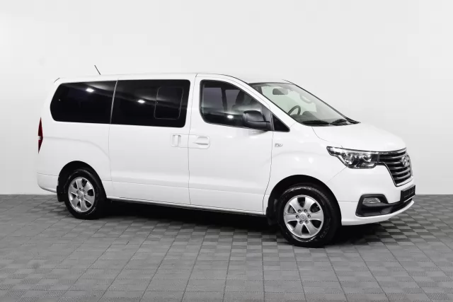 Hyundai Grand Starex 2020