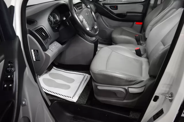 Hyundai Grand Starex 2020