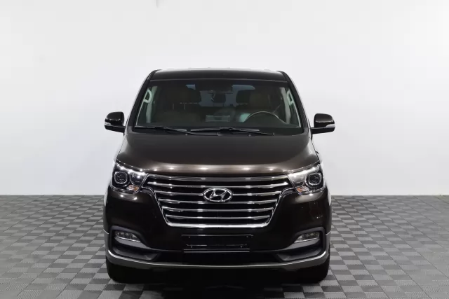 Hyundai Grand Starex 2020
